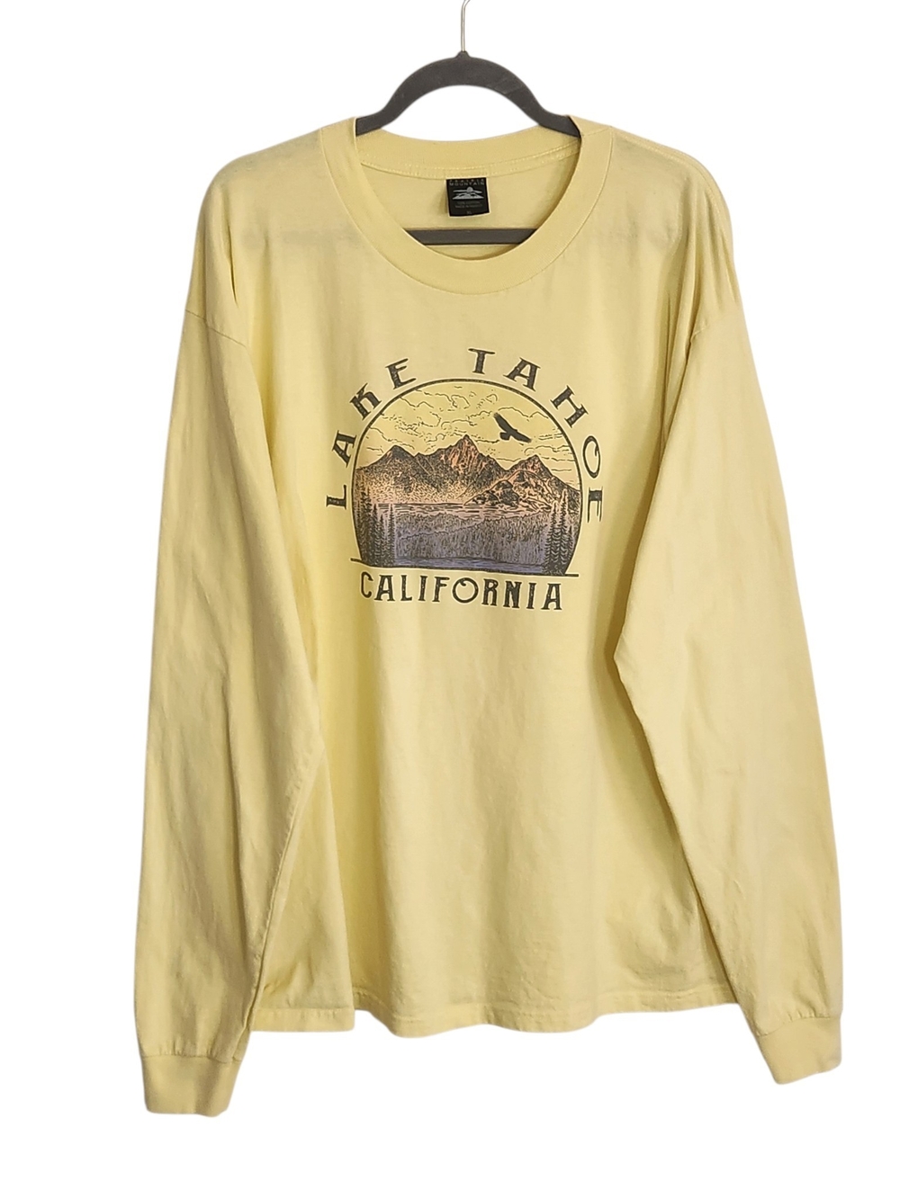 Prairie Mountain Light Yellow Lake Tahoe California Long Sleeve Tee Size XL Flaw
